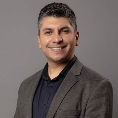 Dr. Alexis Vera Becerra